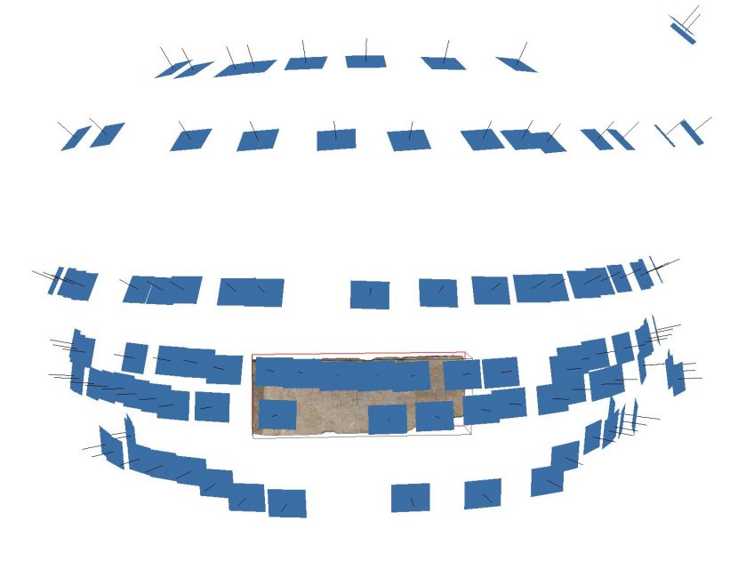 For fotogrammetrimodellen av bygningssteinen ble det tatt 109 bilder fra forskjellige vinkler. Snapshot fra Photoscan Professional.