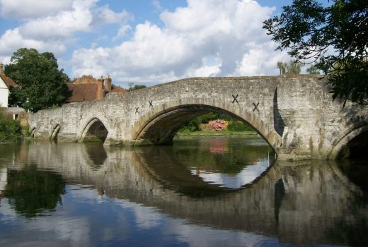 Medieval_bridge,_Aylesford_2_Wikimedia commons