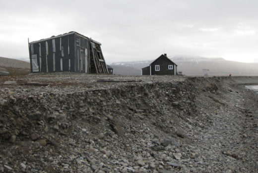 Spor etter gruvedrift. I Hiorthamn på Svalbard finner vi spor etter utvinning av kull. Foto: NIKU/A.C. Flyen