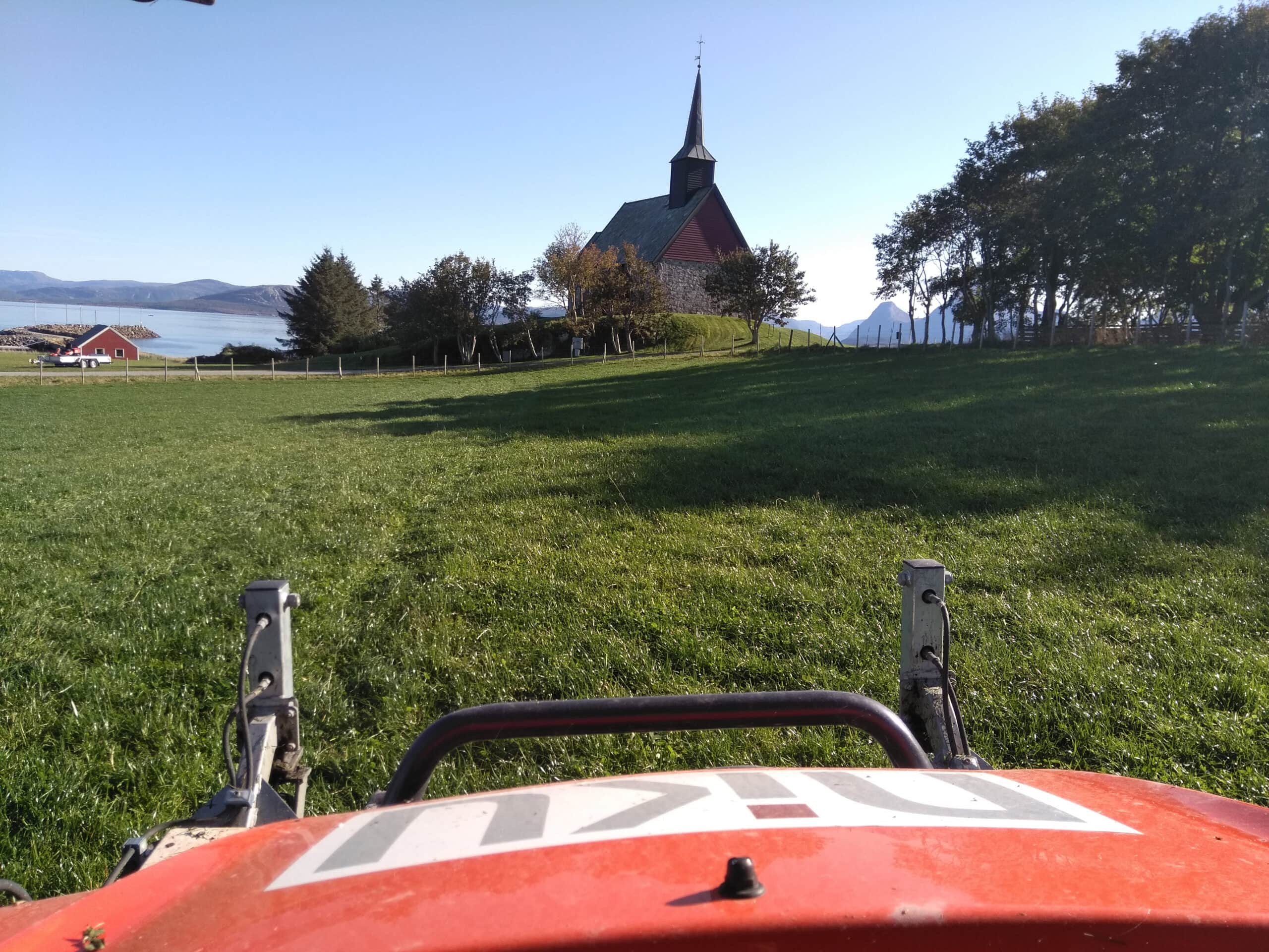 ra-georadaren-på-Edøy-Foto_-Manuel-Gabler-NIKU-scaled.jpg