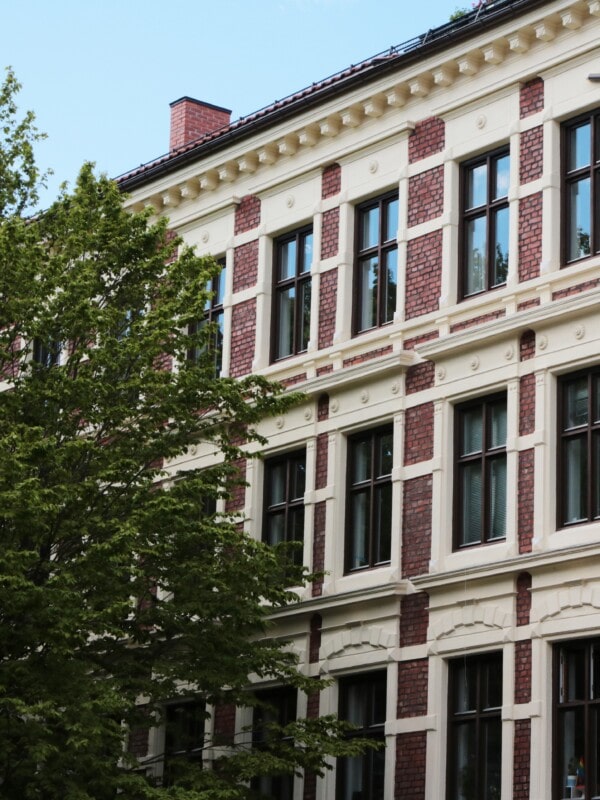 Hvor mye hussopp er det i murgårder i Oslo, som i denne på Grünerløkka?