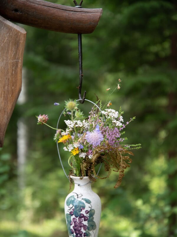 Ville blomster i en vase.